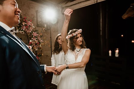 Montreal wedding Photographer; Auberge Saint Gabriel wedding Montreal; John KOO Photography; MTL wedding photography; Marwa and Stephane's wedding; Montreal intimate wedding photographer; Old Montreal wedding; Photographe de mariage Montreal