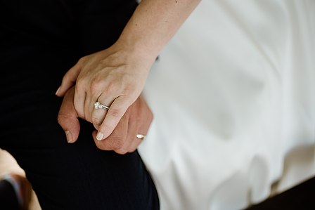 Danielle and Andrew's wedding; First look; John KOO Photography; Ketubah signing; Montreal Jewish wedding; Montreal Jewish wedding photographer; Shaare Zion Congregation; Table 51 restaurant MTL