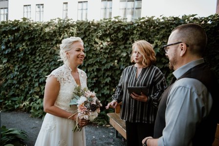 Chateau Ramezay wedding venue photo Montreal, Courtyard wedding. Montreal wedding photographer, Melanie and Robert's Montreal elopement photographer. Melanie and Robert's Montreal wedding, Montreal Wedding Photography.