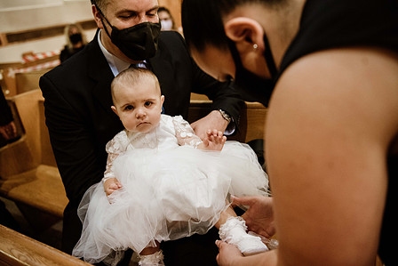 Montreal baptism photographer, Montreal Catholic Church baptism, Paroisse Consolata Mtl baptism, Our Lady of Consolation church baptism, Montreal family events photographer