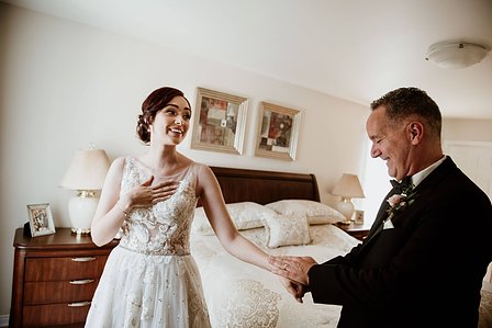 Centre de la Nature Laval wedding photo; John KOO Photography; Katherine and Thomas's Montreal wedding photographer; Montreal Greek Orthodox and Christian wedding; Montreal wedding photo; Saint Philip's Anglican Church;