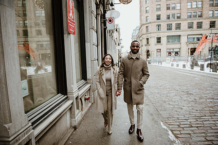 Biana Rosa singer; Ed Sheeran Perfect cover; John KOO Photography; Leon Bridges Beyond cover; MTL surprise marriage proposal photo; Montreal Surprise proposal photographer; Nelligan hotel reception venue; Notre Dame Basilica surprise proposal; Old MTL
