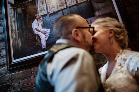 Chateau Ramezay wedding venue photo Montreal, Courtyard wedding. Montreal wedding photographer, Melanie and Robert&amp;amp;#x27;s Montreal elopement photographer. Melanie and Robert&amp;amp;#x27;s Montreal wedding, Montreal Wedding Photography.