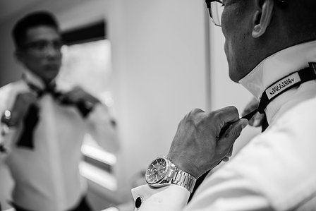Montreal wedding Photographer; Montreal wedding photo; Carrie Ma officiant; Charlotte Flannery MUA hair stylist; FSEV wedding officiant; Jamie and Newton's wedding; John KOO Photography; Kristina Chan desserts; Longueuil wedding; Oxide design florist
