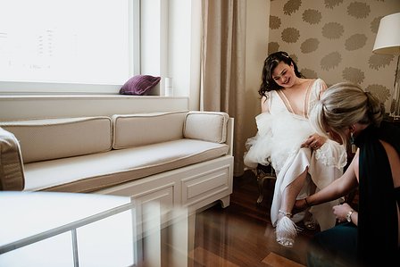 John KOO Photography; Mandy and Nate's wedding; Montreal wedding Photographer; Rita Wong Events; Ritz Carleton Hotel wedding MTL; Toddy Flores; wedding photo Montreal