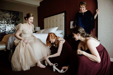 Corinne and Maxime's wedding; John KOO Photography; Les Enfants Terribles MTL wedding; Montreal Jewish wedding photographer; Montreal wedding Photographer; Old Montreal wedding portraits; Square Victoria wedding photos