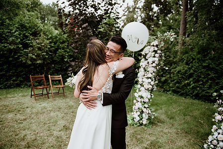 Montreal wedding Photographer; Montreal wedding photo; Carrie Ma officiant; Charlotte Flannery MUA hair stylist; FSEV wedding officiant; Jamie and Newton's wedding; John KOO Photography; Kristina Chan desserts; Longueuil wedding; Oxide design florist