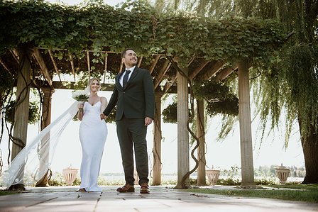 Chateau Vaudreuil Hotel wedding; John KOO Photography; Kayla and Kevin's wedding; Montreal Jewish wedding; Montreal Jewish wedding photographer; Montreal intimate wedding