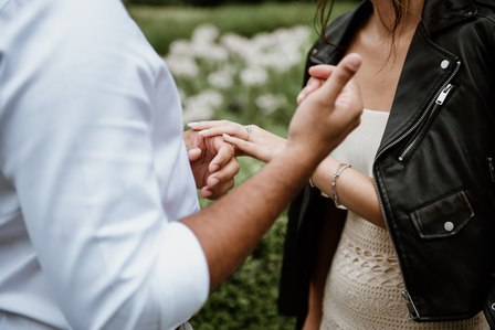 Montreal surprise proposal photographer; Montreal wedding photographer