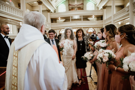 Montreal wedding photographer; John KOO Photography; Lubov and Jonathan's wedding; Montreal wedding photo; Prima Luna restaurant reception hall; St. Rose of Lima church Laval; wedding photography; Église Sainte-Rose-de-Lima Laval