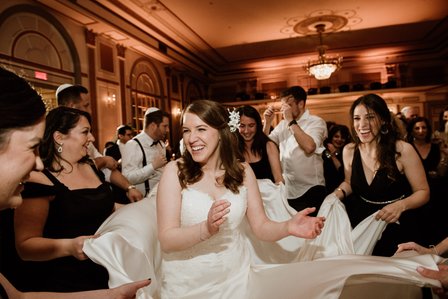 Melanie and Benjy's wedding, Montreal Jewish wedding photographer, Montreal wedding Photographer, Windsor Ballroom wedding venue, Montreal wedding photo