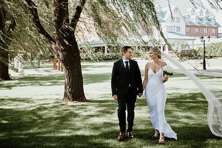 Chateau Vaudreuil Hotel wedding; John KOO Photography; Kayla and Kevin's wedding; Montreal Jewish wedding; Montreal Jewish wedding photographer; Montreal intimate wedding