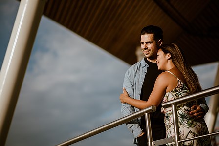 Montreal Engagement Photographer, Montreal wedding Photographer, Kim and Marc Olivier's engagement shoot; Montreal Engagement Photo, RécréoParc, Sainte-Catherine, QC, Sunset engagement photo; MTL engagement photo by the water