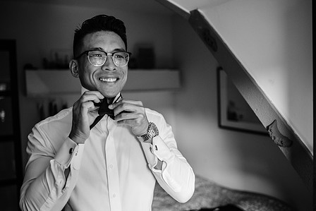 Montreal wedding Photographer; Montreal wedding photo; Carrie Ma officiant; Charlotte Flannery MUA hair stylist; FSEV wedding officiant; Jamie and Newton's wedding; John KOO Photography; Kristina Chan desserts; Longueuil wedding; Oxide design florist