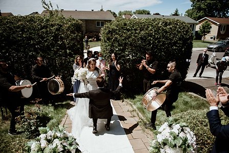 College Saint-Sacrement; John KOO Photography; Lebanese wedding Montreal; Miryana and Fawzi's wedding; Montreal wedding Photographer; Montreal wedding photo; Vieux Terrebonne wedding portraits; Zaffetna Entertainment