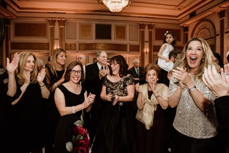 Melanie and Benjy's wedding, Montreal Jewish wedding photographer, Montreal wedding Photographer, Windsor Ballroom wedding venue, Montreal wedding photo