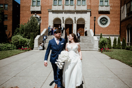 Danielle and Andrew's wedding; First look; John KOO Photography; Ketubah signing; Montreal Jewish wedding; Montreal Jewish wedding photographer; Shaare Zion Congregation; Table 51 restaurant MTL