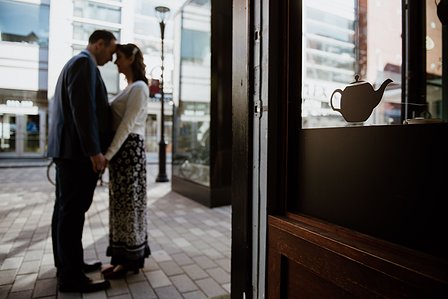 Montreal wedding Photographer, Old Montreal Engagement Photo, Camellia Sinensis, Montreal Engagement Photo, Montreal Pre-Wedding photographer, Gohar and Kosta's MTL engagement photographer
