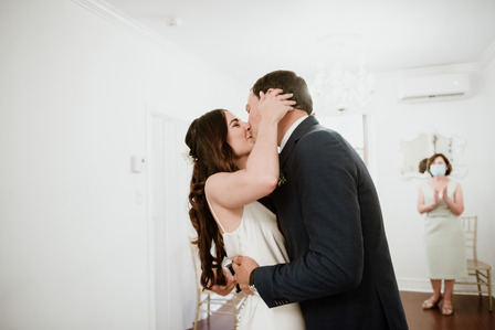 Montreal wedding photographer, Montreal elopement photographer, Notary Mona Salehi Notaire wedding mariage, Covid wedding, Old Montreal wedding photos