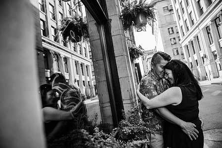 Montreal wedding Photographer, Bassin Peel engagement photo, Farine Five Roses Montreal engagement photo, Old Montreal Engagement Photo, Montreal Engagement Photo, Montreal Pre-Wedding photographer, Mandy and Nate’s MTL engagement photographer