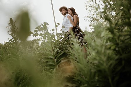 Centennial Park engagement photos; Dollard-Des Ormeaux; John KOO Photography; Montreal Engagement Photo; Montreal Engagement Photography; Montreal wedding Photographer; Quebec; Silvia and Paul's engagement shoot