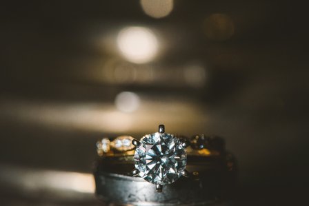 montreal wedding photo, Montreal wedding photographer, Montreal engagement photography, photographe mariage Montreal, St. George Angelican church, Auberge Vieux Port reception hall Montreal