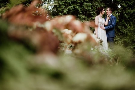 Centre de la Nature Laval wedding photo; John KOO Photography; Katherine and Thomas's Montreal wedding photographer; Montreal Greek Orthodox and Christian wedding; Montreal wedding photo; Saint Philip's Anglican Church;
