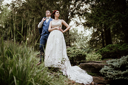 Centre de la Nature Laval wedding photo; John KOO Photography; Katherine and Thomas's Montreal wedding photographer; Montreal Greek Orthodox and Christian wedding; Montreal wedding photo; Saint Philip's Anglican Church;