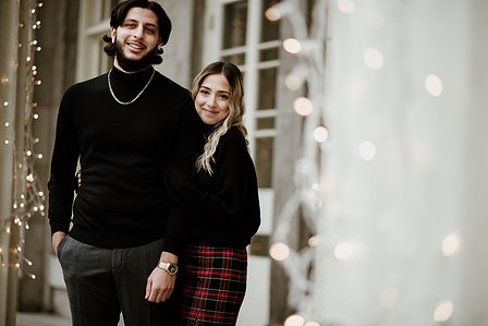 Montreal couple's anniversary portrait photoshoot, High school sweethearts photography, Montreal Portrait photographer, Old Montreal photo session