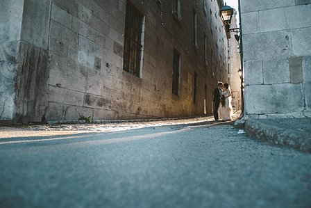 montreal wedding photo, Montreal wedding photographer, Montreal engagement photography, photographe mariage Montreal, St. George Angelican church, Auberge Vieux Port reception hall Montreal
