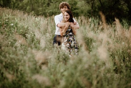 Centennial Park engagement photos; Dollard-Des Ormeaux; John KOO Photography; Montreal Engagement Photo; Montreal Engagement Photography; Montreal wedding Photographer; Quebec; Silvia and Paul's engagement shoot