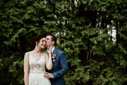 Centre de la Nature Laval wedding photo; John KOO Photography; Katherine and Thomas's Montreal wedding photographer; Montreal Greek Orthodox and Christian wedding; Montreal wedding photo; Saint Philip's Anglican Church;