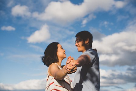 Montreal pre-wedding engagement photographer, pregnancy photography, pregnancy photographer
