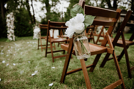 Montreal wedding Photographer; Montreal wedding photo; Carrie Ma officiant; Charlotte Flannery MUA hair stylist; FSEV wedding officiant; Jamie and Newton's wedding; John KOO Photography; Kristina Chan desserts; Longueuil wedding; Oxide design florist