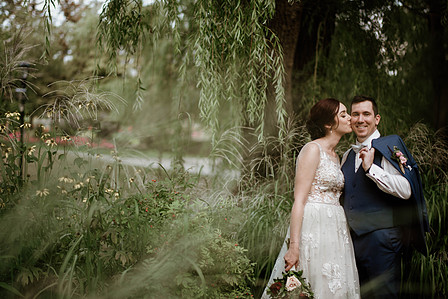 Centre de la Nature Laval wedding photo; John KOO Photography; Katherine and Thomas's Montreal wedding photographer; Montreal Greek Orthodox and Christian wedding; Montreal wedding photo; Saint Philip's Anglican Church;
