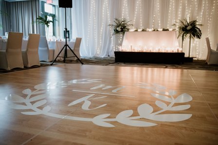 Montreal wedding photographer, William Gray Hotel wedding, Old Montreal wedding, wedding photos, Rita Wong Events, DJ Toddy Flores, Rémy Martin VSOP XO