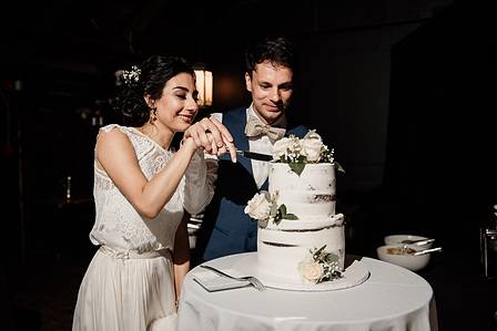 Montreal wedding photographer, L'Auberge Saint-Gabriel wedding, Le Coeur Bohème wedding planner, Montreal elopement photographer, Montreal engagement photographer
