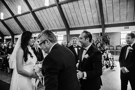 Montreal wedding Photographer;  Saint Ephrem Syriaque Catholique Laval wedding; Natacha and Jim's wedding; Old Montreal wedding photo; Syrian church wedding; Église St-Ephrem; John KOO Photography