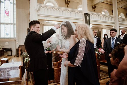 Montreal wedding photographer; John KOO Photography; Lubov and Jonathan's wedding; Montreal wedding photo; Prima Luna restaurant reception hall; St. Rose of Lima church Laval; wedding photography; Église Sainte-Rose-de-Lima Laval