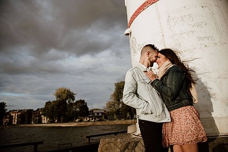 Montreal Engagement Photographer, Montreal wedding Photographer, engagement portraits MTL, Elftheria and Ricky's engagement shoot, John KOO Photography, Lachine Lighthouse engagement photos