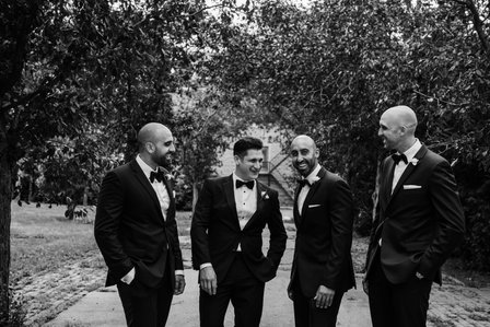 Montreal wedding photographer; John KOO Photography; Lubov and Jonathan's wedding; Montreal wedding photo; Prima Luna restaurant reception hall; St. Rose of Lima church Laval; wedding photography; Église Sainte-Rose-de-Lima Laval