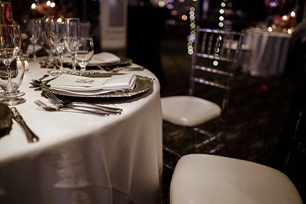 Montreal wedding photographer; John KOO Photography; Lubov and Jonathan's wedding; Montreal wedding photo; Prima Luna restaurant reception hall; St. Rose of Lima church Laval; wedding photography; Église Sainte-Rose-de-Lima Laval