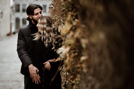 Montreal couple's anniversary portrait photoshoot, High school sweethearts photography, Montreal Portrait photographer, Old Montreal photo session