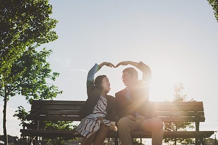 Montreal pre-wedding engagement photographer, pregnancy photography, pregnancy photographer