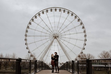 Montreal couple's anniversary portrait photoshoot, High school sweethearts photography, Montreal Portrait photographer, Old Montreal photo session