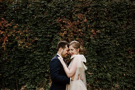 Corinne and Maxime's wedding; John KOO Photography; Les Enfants Terribles MTL wedding; Montreal Jewish wedding photographer; Montreal wedding Photographer; Old Montreal wedding portraits; Square Victoria wedding photos