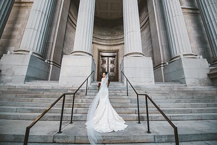 montreal wedding photo, Montreal wedding photographer, Montreal engagement photography, photographe mariage Montreal, St. George Angelican church, Auberge Vieux Port reception hall Montreal