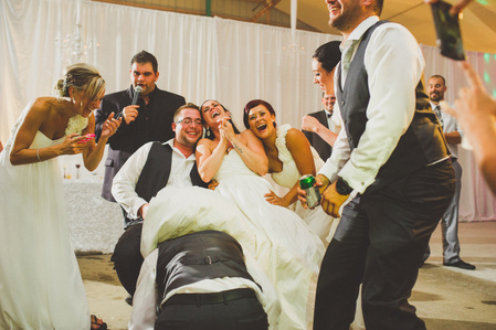 Montreal wedding photographer, Photographe mariage, Farm wedding photo