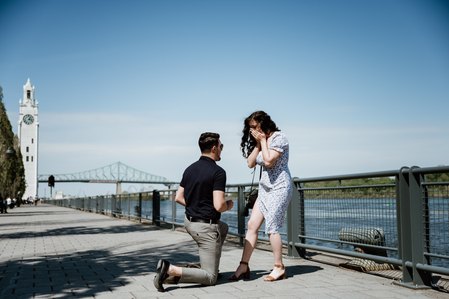 Old Montreal Surprise Proposal; Rebecca and Frank's Montreal surprise proposal photographer; Surprise marriage proposal photographer MTL; Surprise proposal photo in Montreal; surprise proposal photography Old Montreal