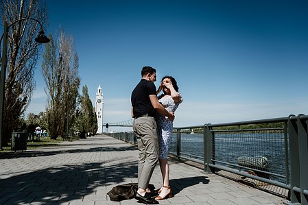 Old Montreal Surprise Proposal; Rebecca and Frank's Montreal surprise proposal photographer; Surprise marriage proposal photographer MTL; Surprise proposal photo in Montreal; surprise proposal photography Old Montreal